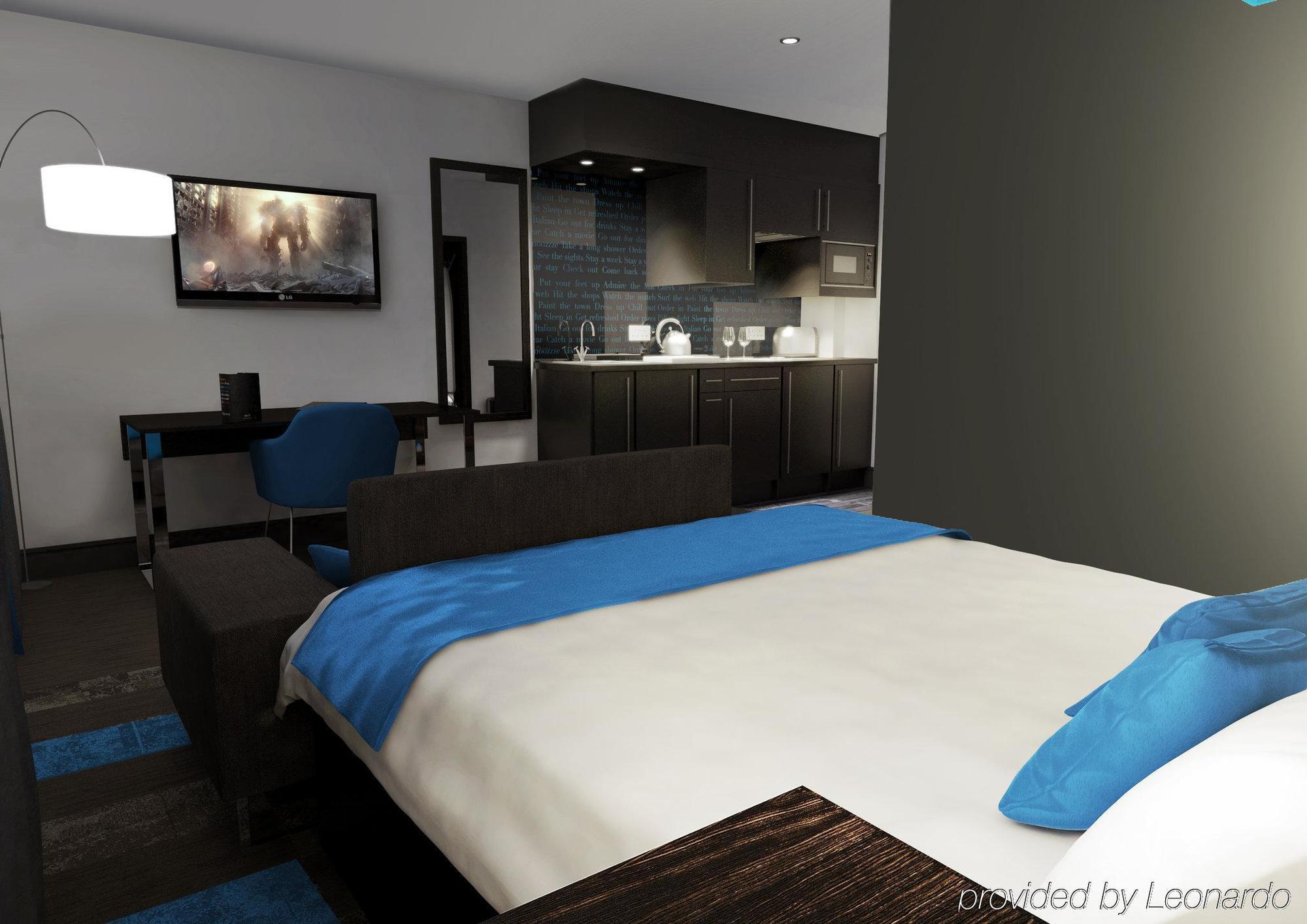 Roomzzz Chester City Exteriör bild